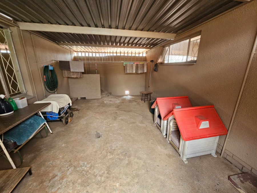 4 Bedroom Property for Sale in Randhart Gauteng