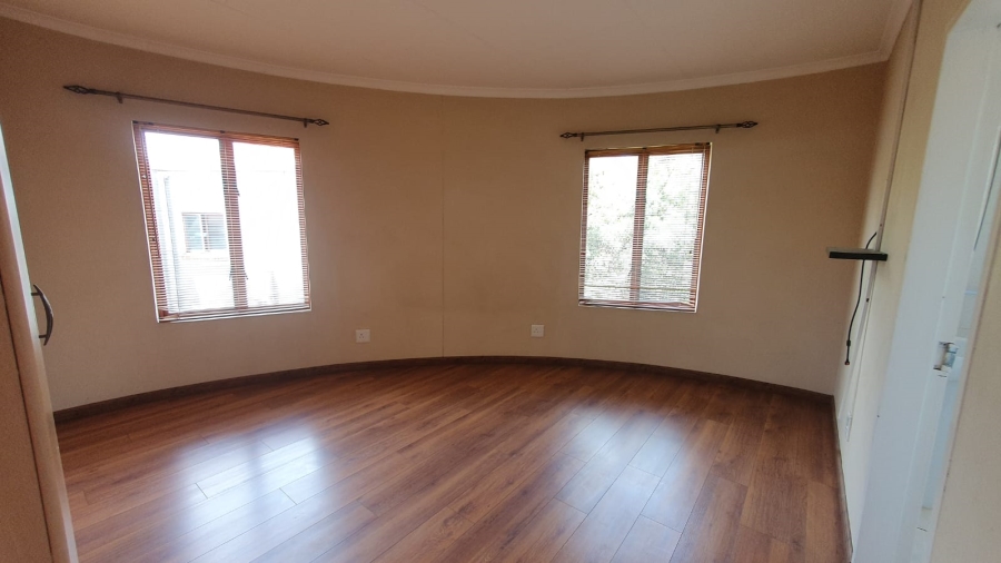 2 Bedroom Property for Sale in Winchester Hills Gauteng
