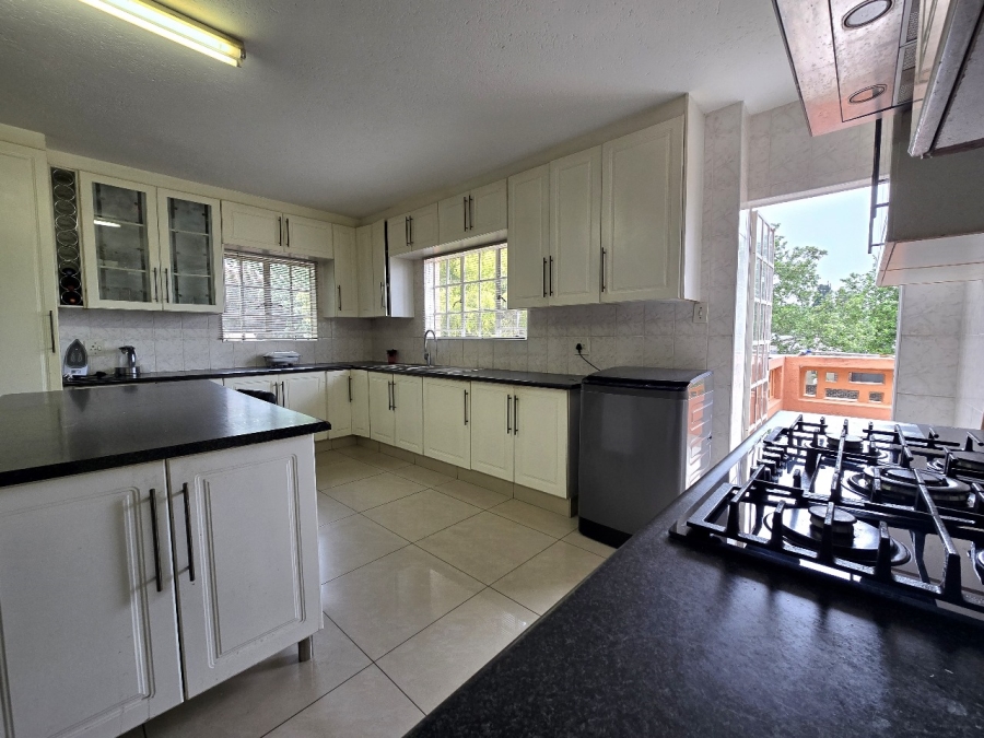 3 Bedroom Property for Sale in Brackendowns Gauteng