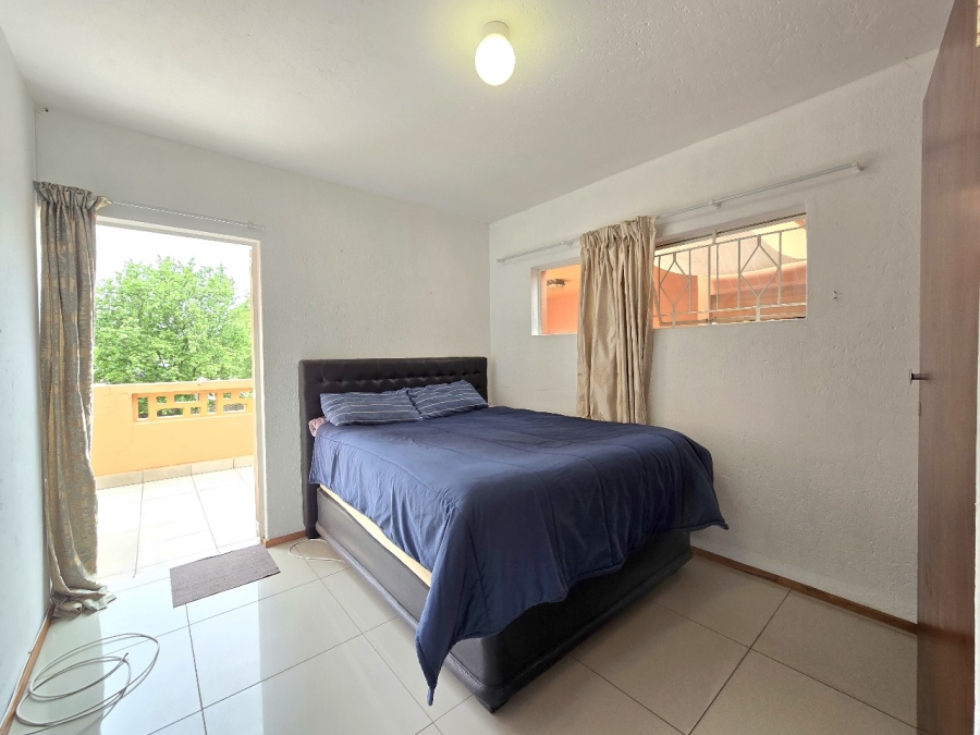 3 Bedroom Property for Sale in Brackendowns Gauteng