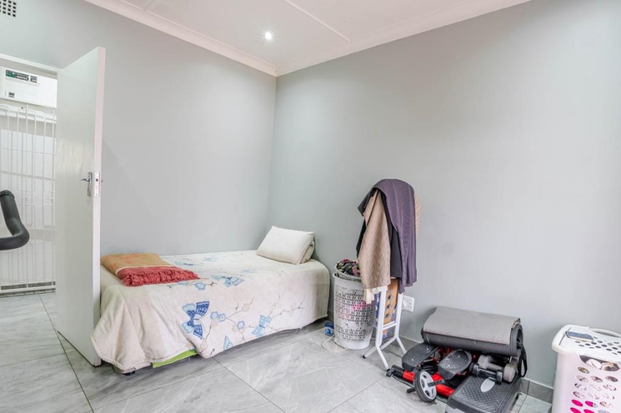 4 Bedroom Property for Sale in Meadowbrook Gauteng