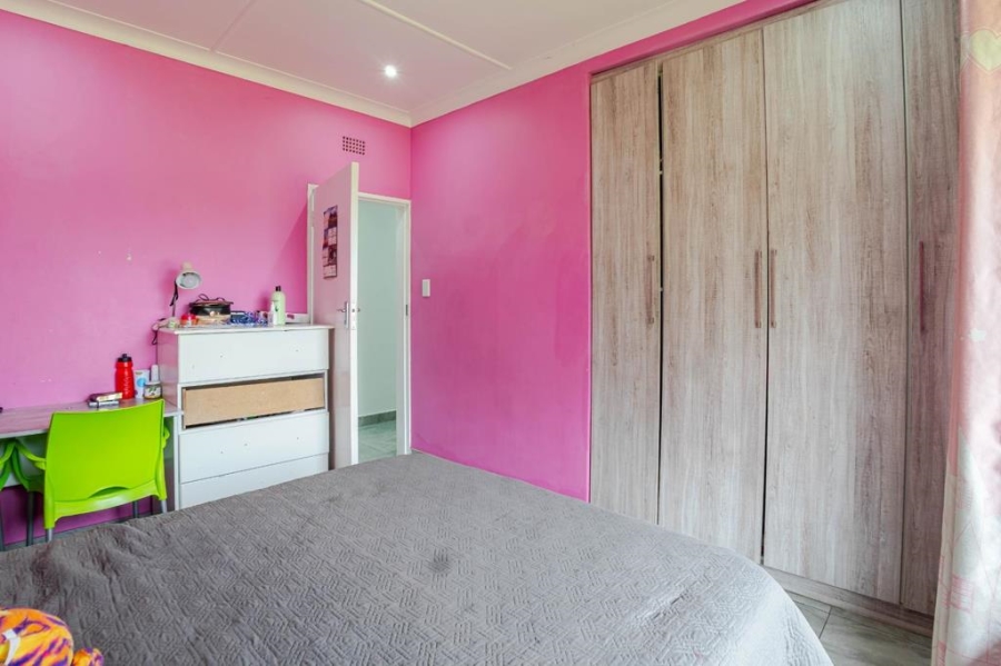 4 Bedroom Property for Sale in Meadowbrook Gauteng