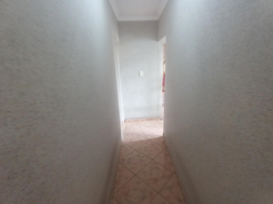 3 Bedroom Property for Sale in Brackendowns Gauteng