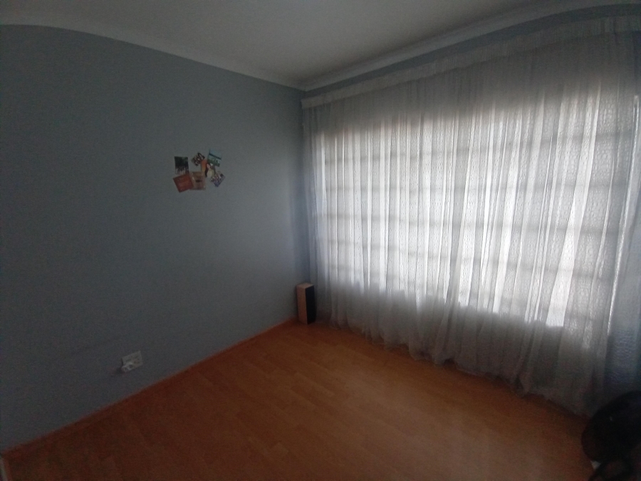 3 Bedroom Property for Sale in Brackendowns Gauteng