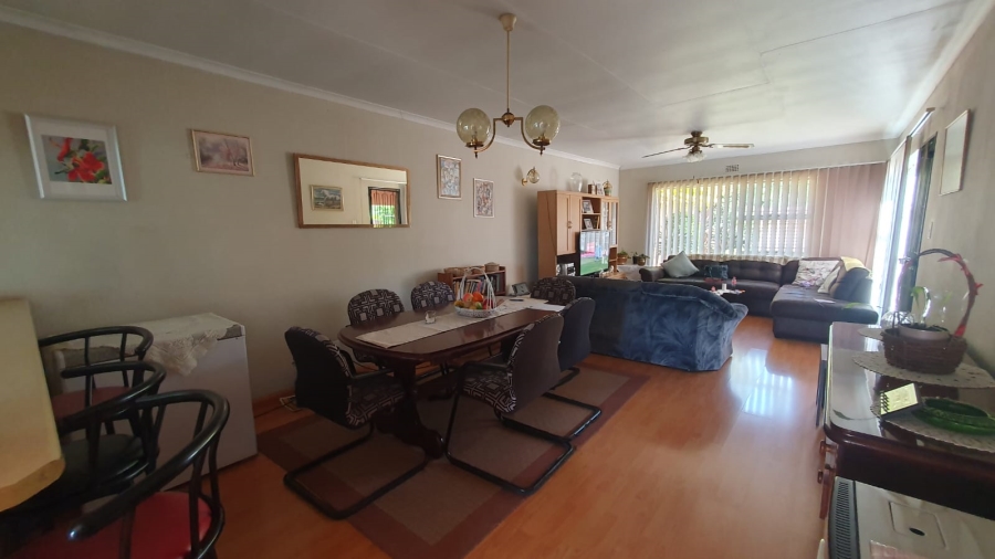 3 Bedroom Property for Sale in Mulbarton Gauteng