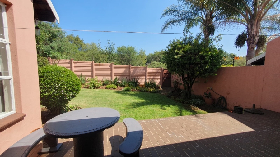 3 Bedroom Property for Sale in Mulbarton Gauteng