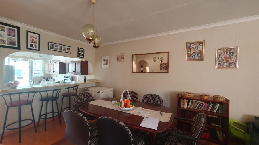 3 Bedroom Property for Sale in Mulbarton Gauteng