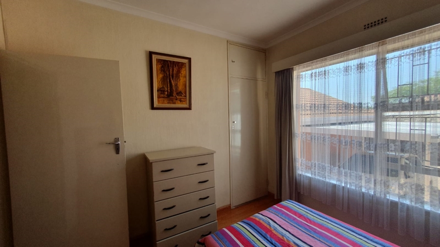 3 Bedroom Property for Sale in Mulbarton Gauteng