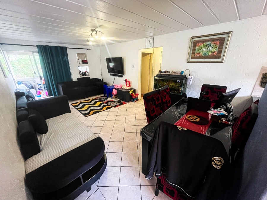 3 Bedroom Property for Sale in Oakdene Gauteng