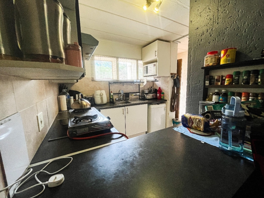 3 Bedroom Property for Sale in Oakdene Gauteng