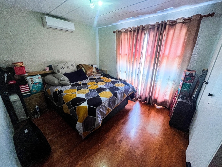 3 Bedroom Property for Sale in Oakdene Gauteng