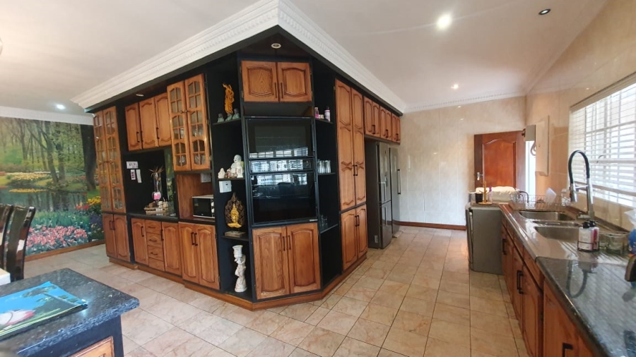 5 Bedroom Property for Sale in Webber Gauteng