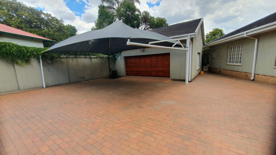 5 Bedroom Property for Sale in Webber Gauteng