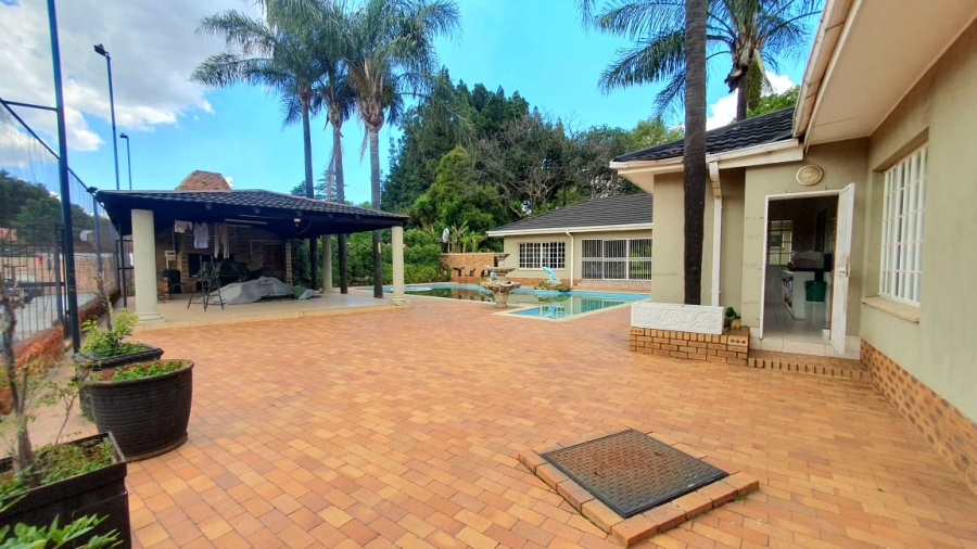 5 Bedroom Property for Sale in Webber Gauteng