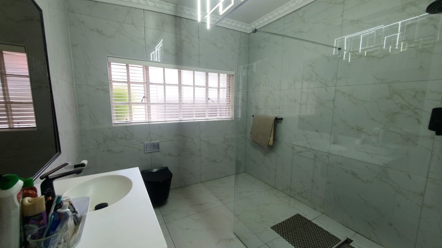 5 Bedroom Property for Sale in Webber Gauteng