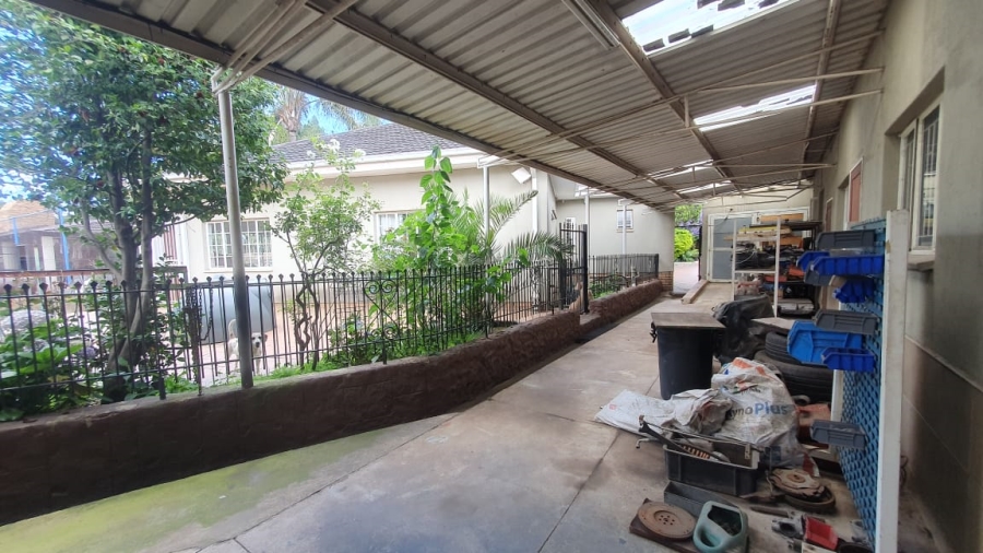 5 Bedroom Property for Sale in Webber Gauteng