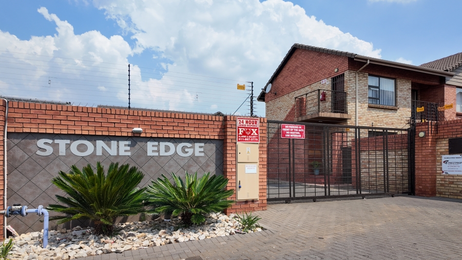 2 Bedroom Property for Sale in Meyersdal Gauteng