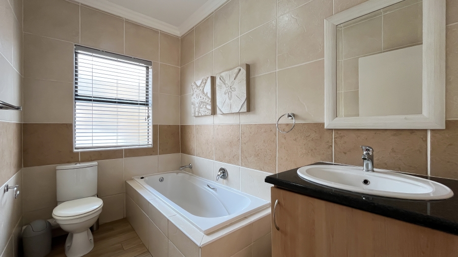 2 Bedroom Property for Sale in Meyersdal Gauteng