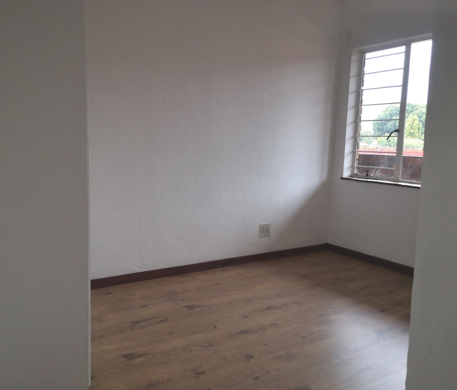 To Let 3 Bedroom Property for Rent in Fairland Gauteng