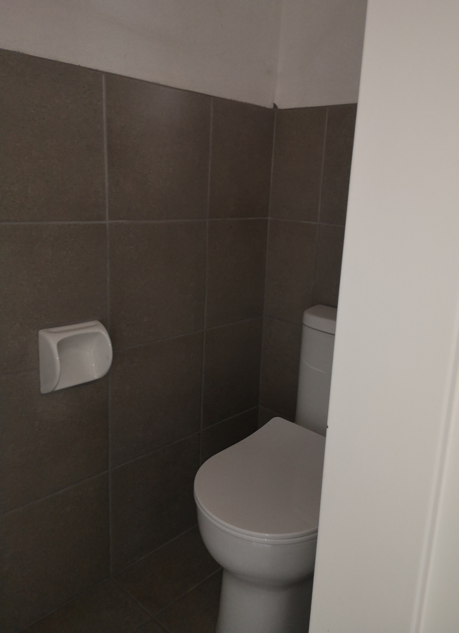 To Let 3 Bedroom Property for Rent in Fairland Gauteng