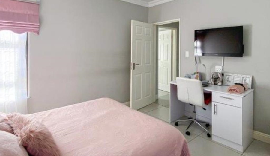 3 Bedroom Property for Sale in Brackenhurst Gauteng