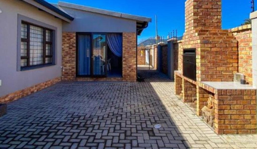 3 Bedroom Property for Sale in Brackenhurst Gauteng