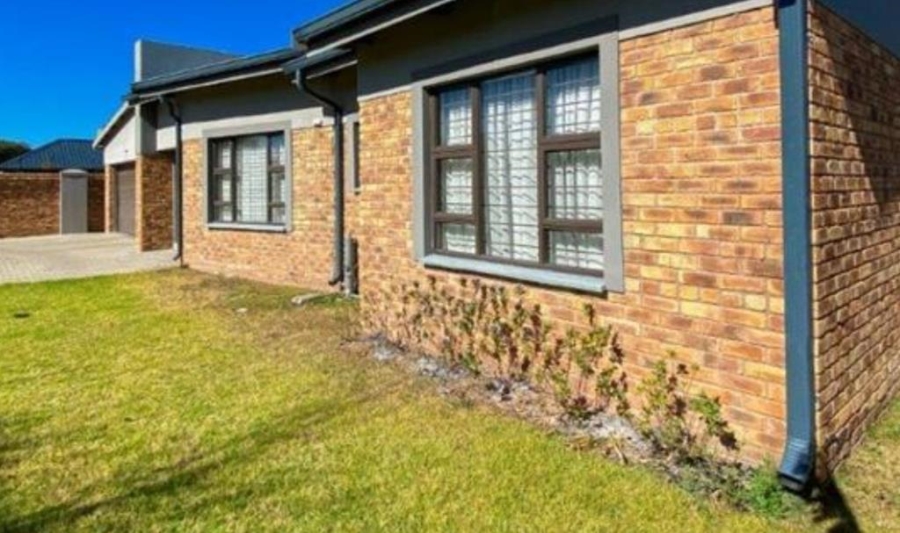 3 Bedroom Property for Sale in Brackenhurst Gauteng
