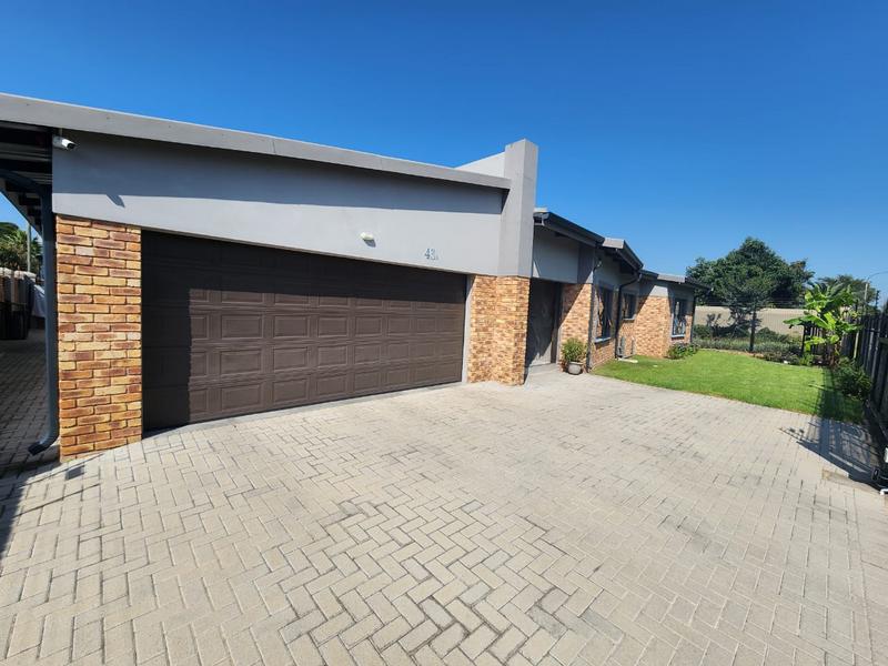 3 Bedroom Property for Sale in Brackenhurst Gauteng