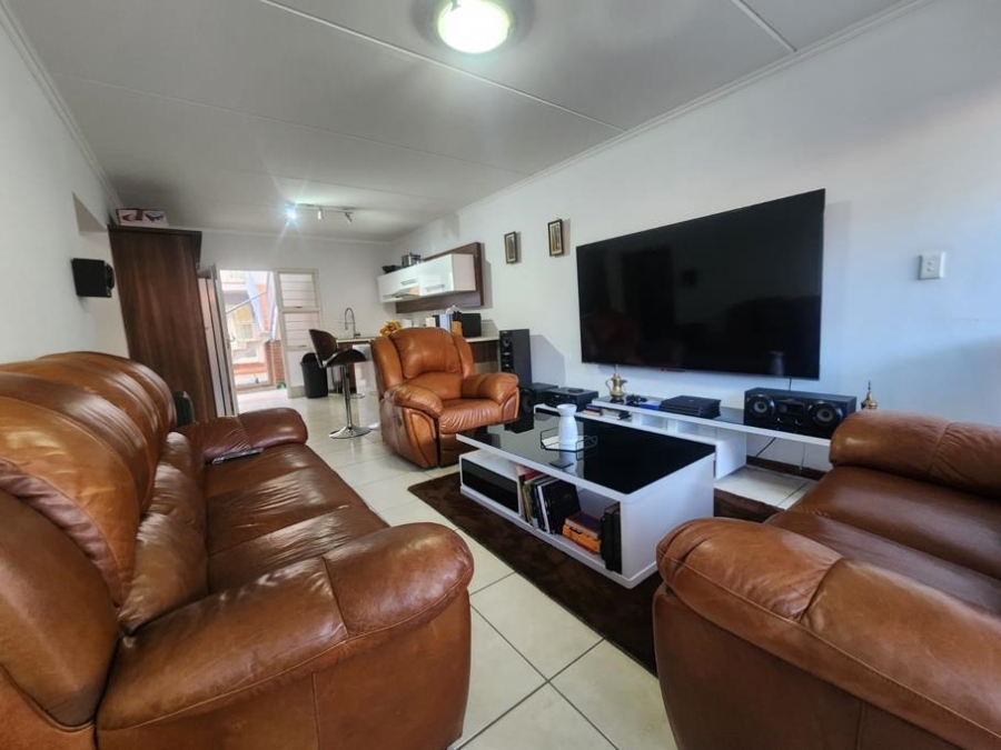 3 Bedroom Property for Sale in Glenvista Gauteng