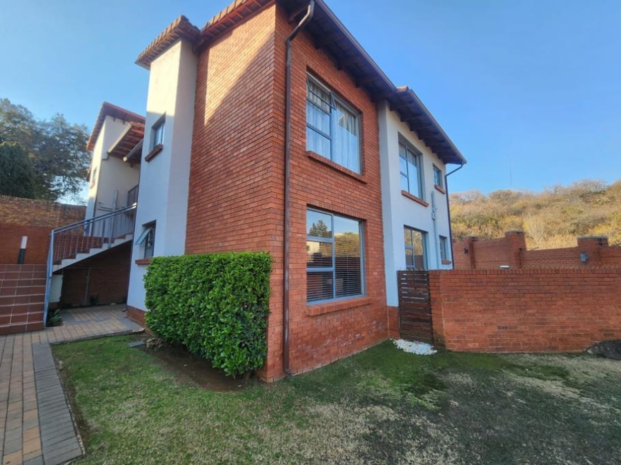 3 Bedroom Property for Sale in Glenvista Gauteng