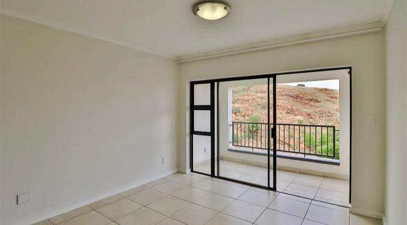 1 Bedroom Property for Sale in Oakdene Gauteng