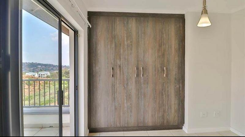 1 Bedroom Property for Sale in Oakdene Gauteng