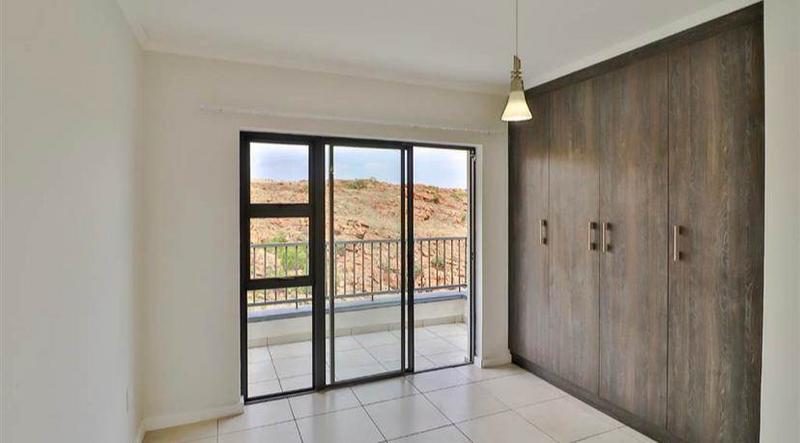1 Bedroom Property for Sale in Oakdene Gauteng