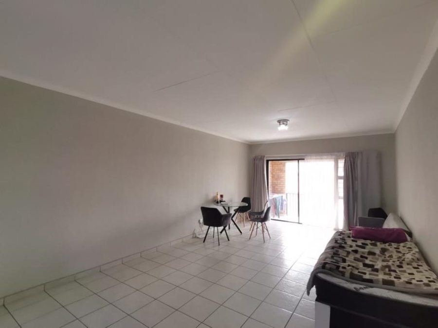 3 Bedroom Property for Sale in New Market Gauteng