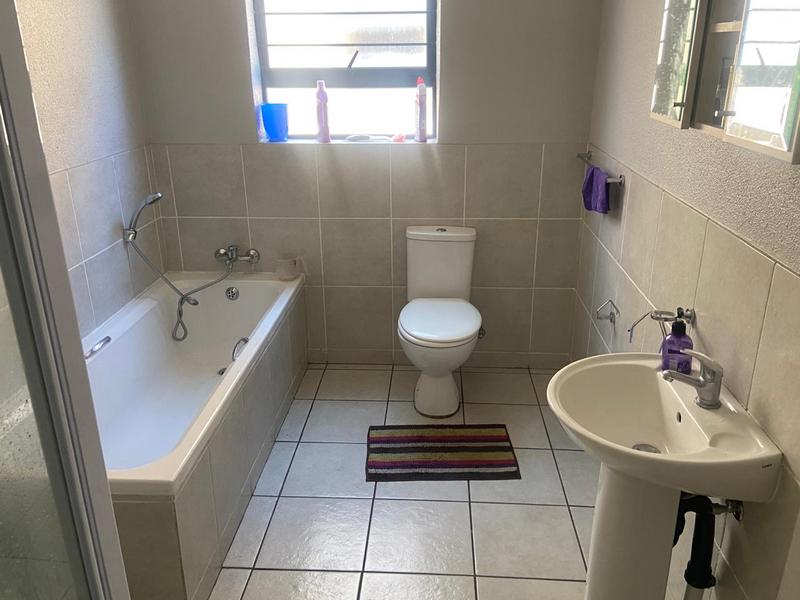 3 Bedroom Property for Sale in New Market Gauteng