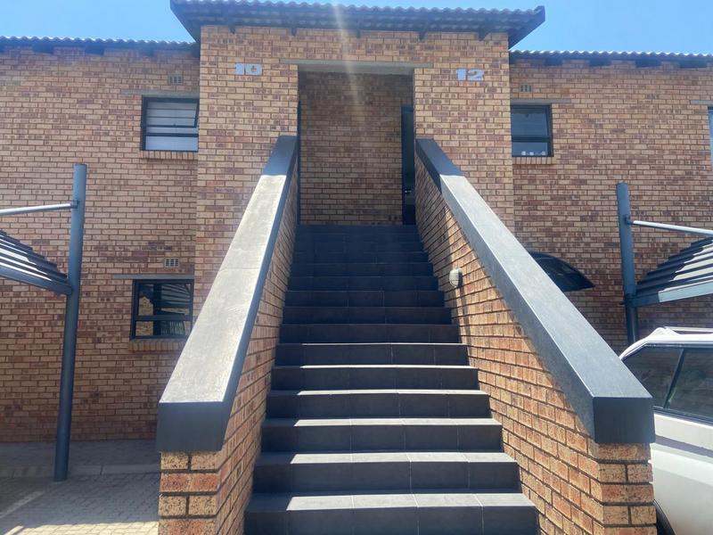 3 Bedroom Property for Sale in New Market Gauteng