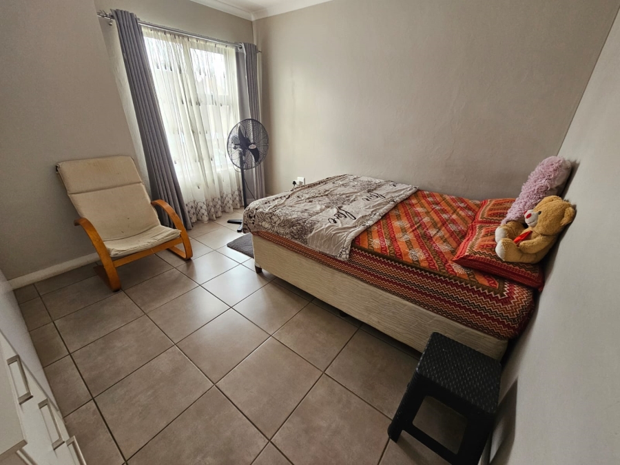 2 Bedroom Property for Sale in Albertsdal Gauteng