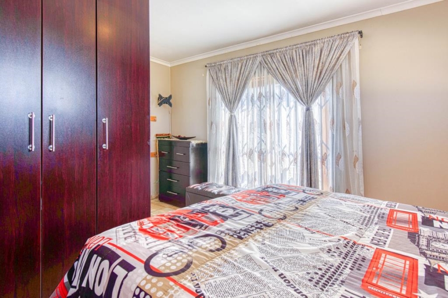 2 Bedroom Property for Sale in Meyersdal Gauteng