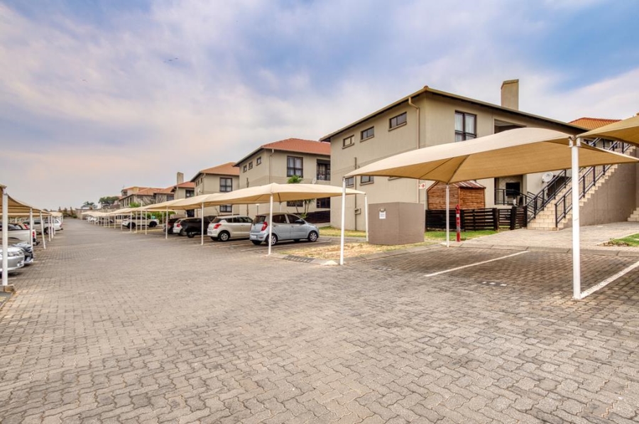 2 Bedroom Property for Sale in Meyersdal Gauteng