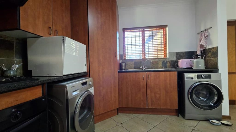 2 Bedroom Property for Sale in Meyersdal Gauteng