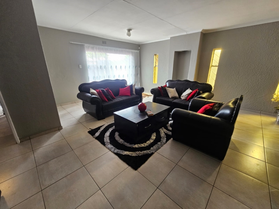 3 Bedroom Property for Sale in Mayberry Park Gauteng