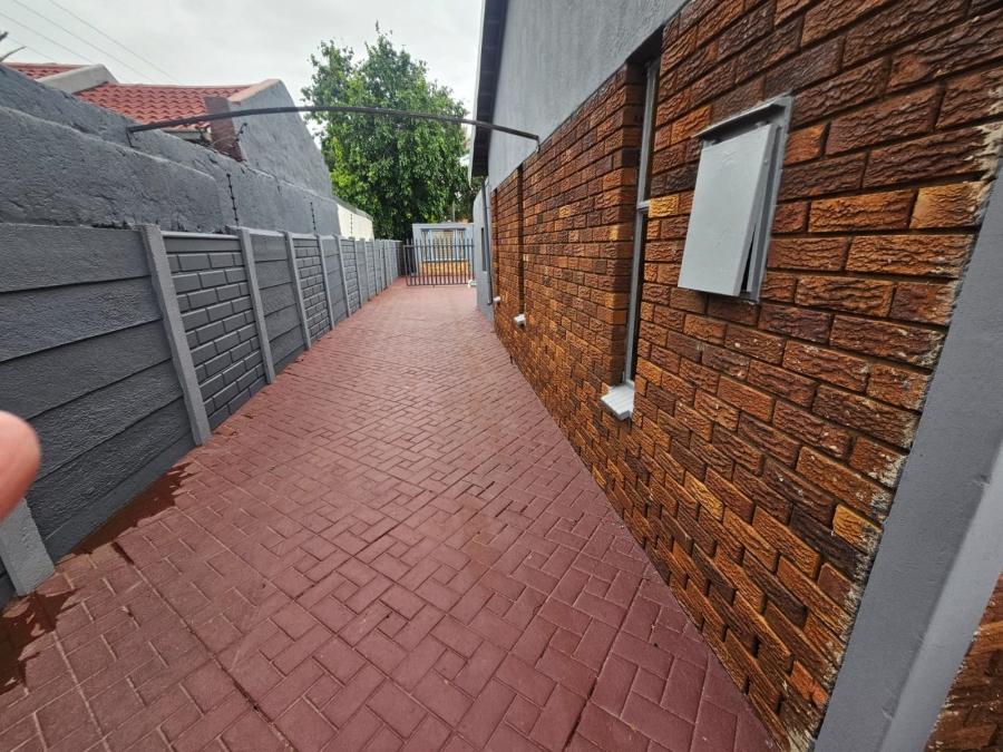 3 Bedroom Property for Sale in Mayberry Park Gauteng