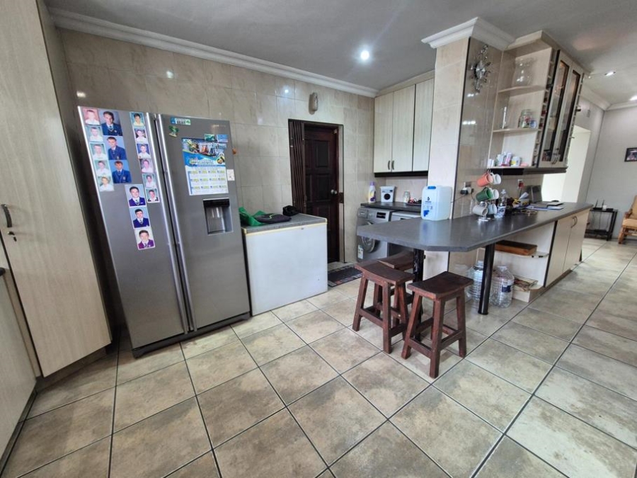 3 Bedroom Property for Sale in Brackendowns Gauteng