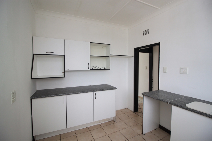 To Let 2 Bedroom Property for Rent in Sunnyridge Gauteng