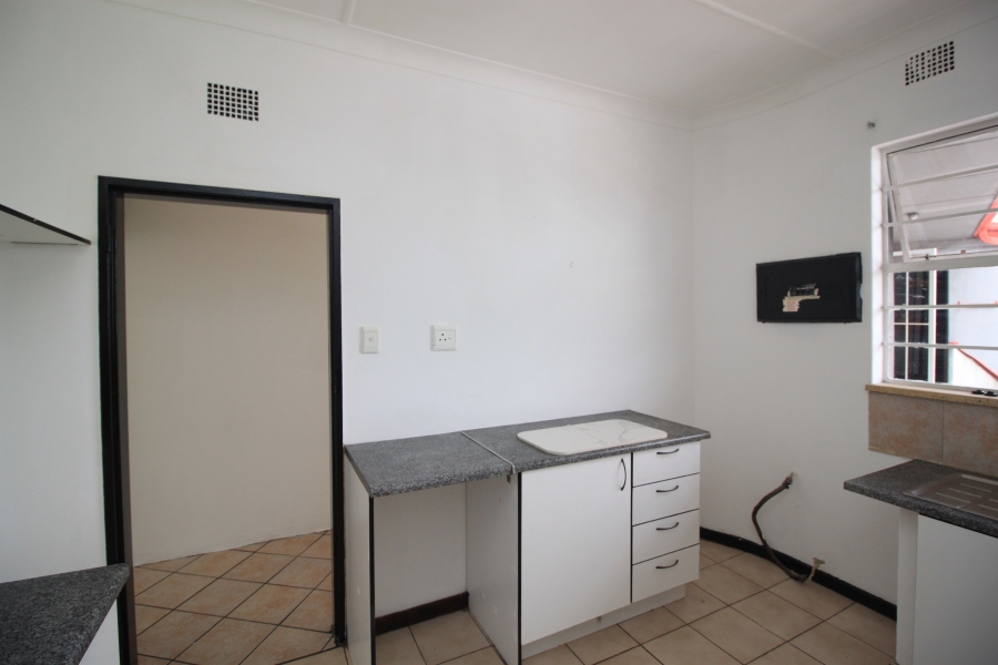 To Let 2 Bedroom Property for Rent in Sunnyridge Gauteng