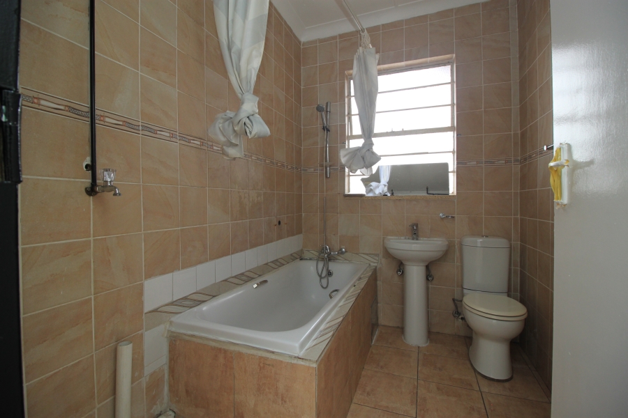 To Let 2 Bedroom Property for Rent in Sunnyridge Gauteng