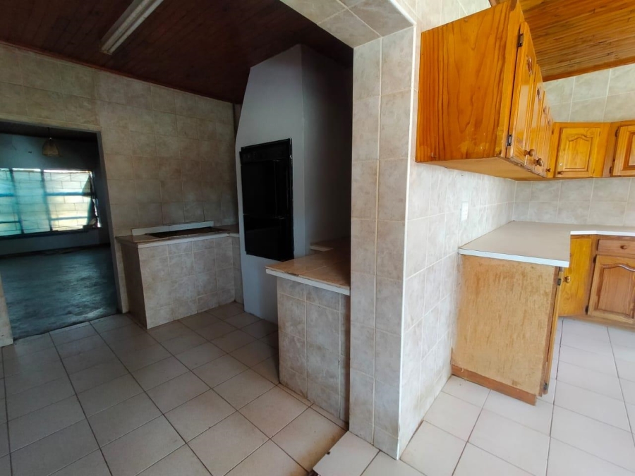 4 Bedroom Property for Sale in Hillside Gauteng