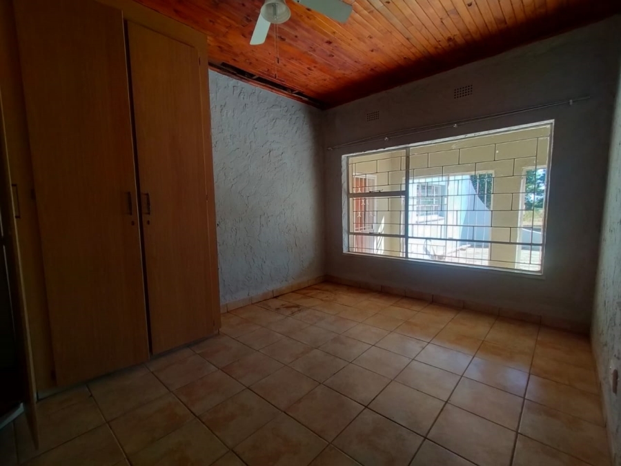 4 Bedroom Property for Sale in Hillside Gauteng