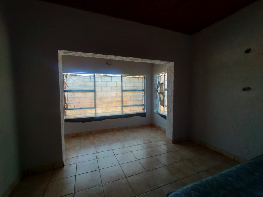 4 Bedroom Property for Sale in Hillside Gauteng