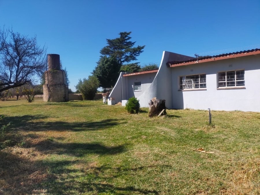 4 Bedroom Property for Sale in Hillside Gauteng